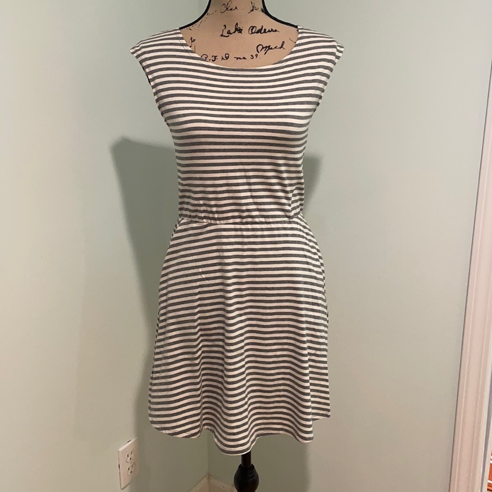 Speechless striped dress size Medium